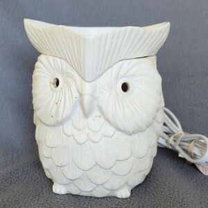 Scentsy Whoot White Owl. Full Size Electric Candle Wax Warmer.